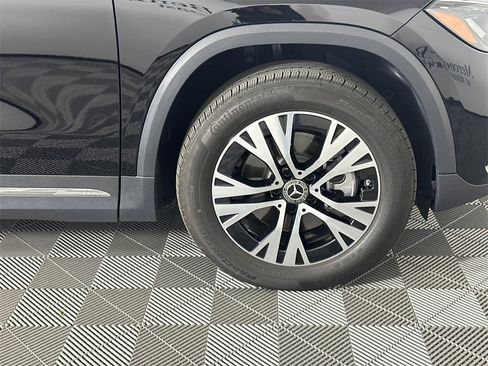 Certified 2025 Mercedes-Benz GLA 250 image 12