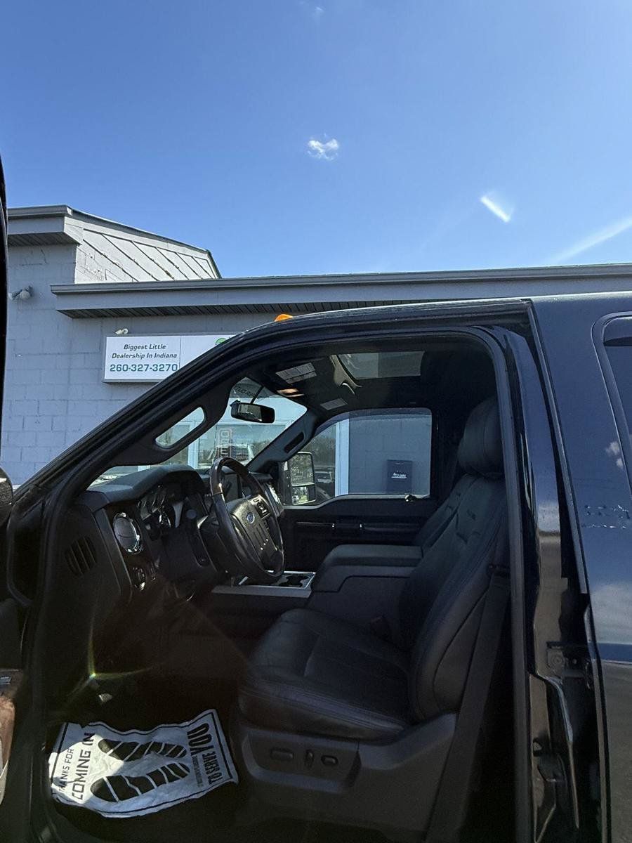 Used 2015 Ford F350 Platinum w/ Platinum Package AWD/4WD image 9