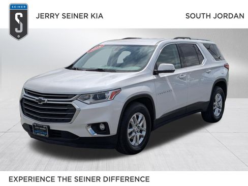 Used 2018 Chevrolet Traverse LT AWD/4WD image 1