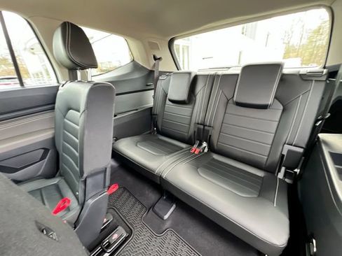 Certified 2023 Volkswagen Atlas SEL Premium image 23