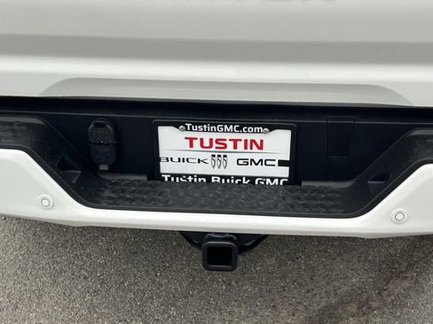 New 2026 GMC Canyon Elevation image 28