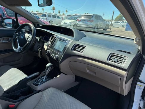 Used 2015 Honda Civic SE image 25