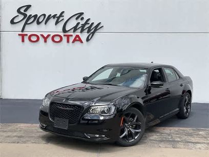 Used 2023 Chrysler 300 S