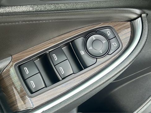 Used 2024 Chevrolet Malibu LT image 16