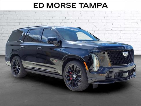 Used 2026 Cadillac Escalade V AWD/4WD image 5