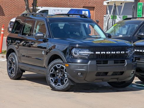 New 2026 Ford Bronco Sport Outer Banks w/ Outer Banks Tech Package+ image 1