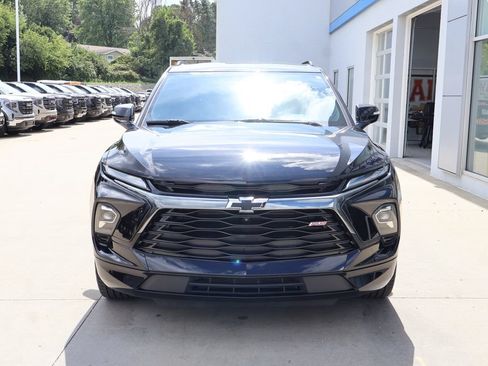 Used 2024 Chevrolet Blazer RS w/ Driver Confidence II Package AWD/4WD image 5