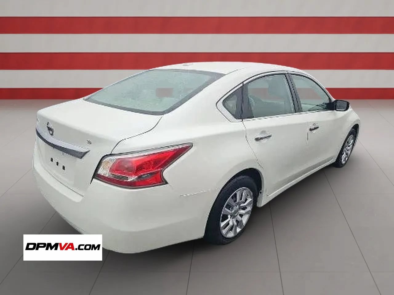 Used 2015 Nissan Altima 2.5 S w/ Power Driver Seat Package FWD image 2