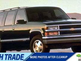 Used 1997 Chevrolet Suburban 4WD w/ Preferred Equipment Group 2 video 1