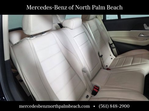 Used 2020 Mercedes-Benz GLS 450 4MATIC w/ Convenience Package image 29