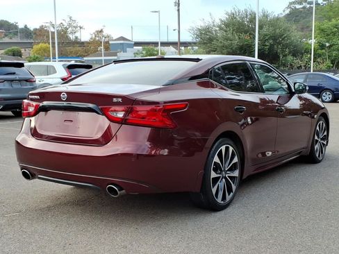 Used 2016 Nissan Maxima SR FWD image 4