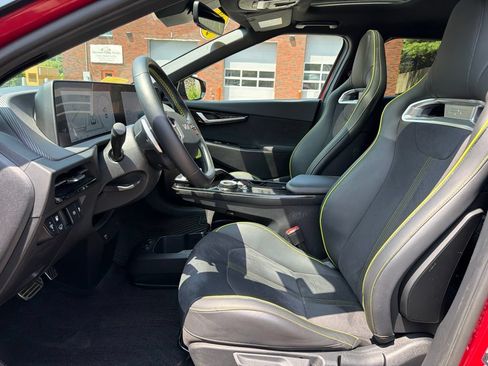 Certified 2023 Kia EV6 GT AWD/4WD image 16