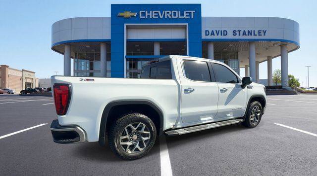 Used 2025 GMC Sierra 1500 SLT w/ SLT Premium Plus Package AWD/4WD image 8