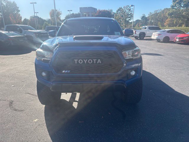 Used 2018 Toyota Tacoma TRD Sport w/ Technology Package AWD/4WD image 5