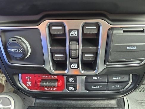 New 2025 Jeep Wrangler Unlimited Rubicon 392 image 21