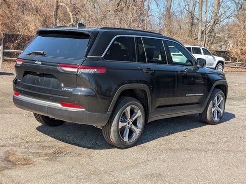 New 2026 Jeep Grand Cherokee Limited image 3