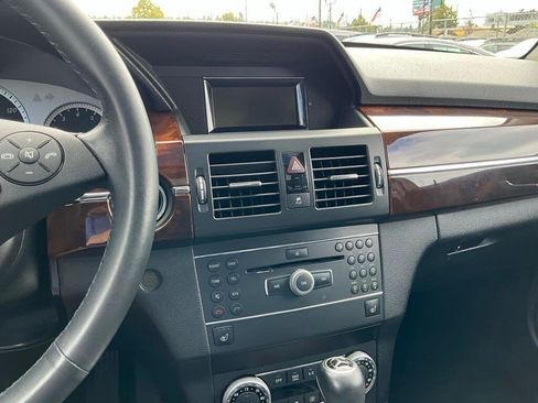 Used 2011 Mercedes-Benz GLK 350 4MATIC image 15