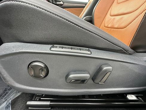 Used 2024 Volkswagen Jetta SEL image 10