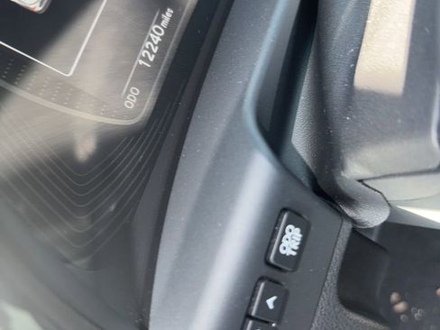 Used 2025 Lexus ES 350 Ultra Luxury w/ Accessory Package (Z2) image 3