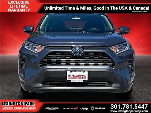 Used 2021 Toyota RAV4 XLE w/ Convenience Package AWD/4WD image 2