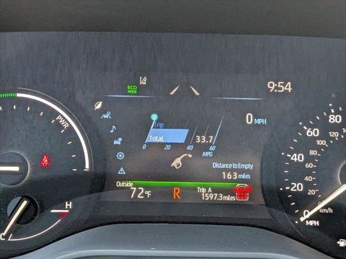 Certified 2026 Toyota Sienna XLE FWD image 27