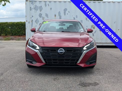 Used 2023 Nissan Altima 2.5 SL AWD/4WD image 8