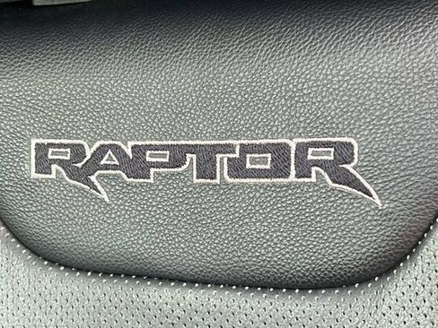 Used 2019 Ford F150 Raptor w/ Equipment Group 802A Luxury AWD/4WD image 17