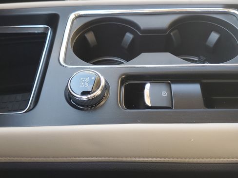 New 2026 Lincoln Corsair Reserve w/ Jet Appearance Package image 24