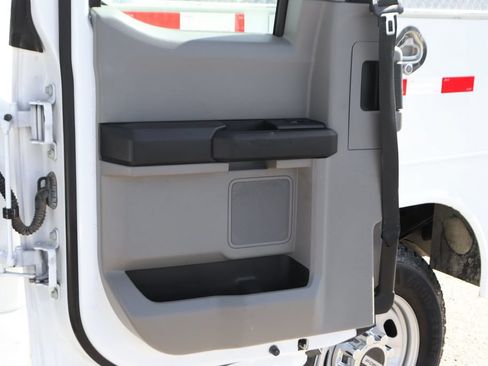 Used 2020 Ford F250 XL w/ Power Equipment Group AWD/4WD image 22