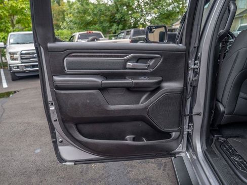 Used 2022 RAM 1500 Big Horn AWD/4WD image 16