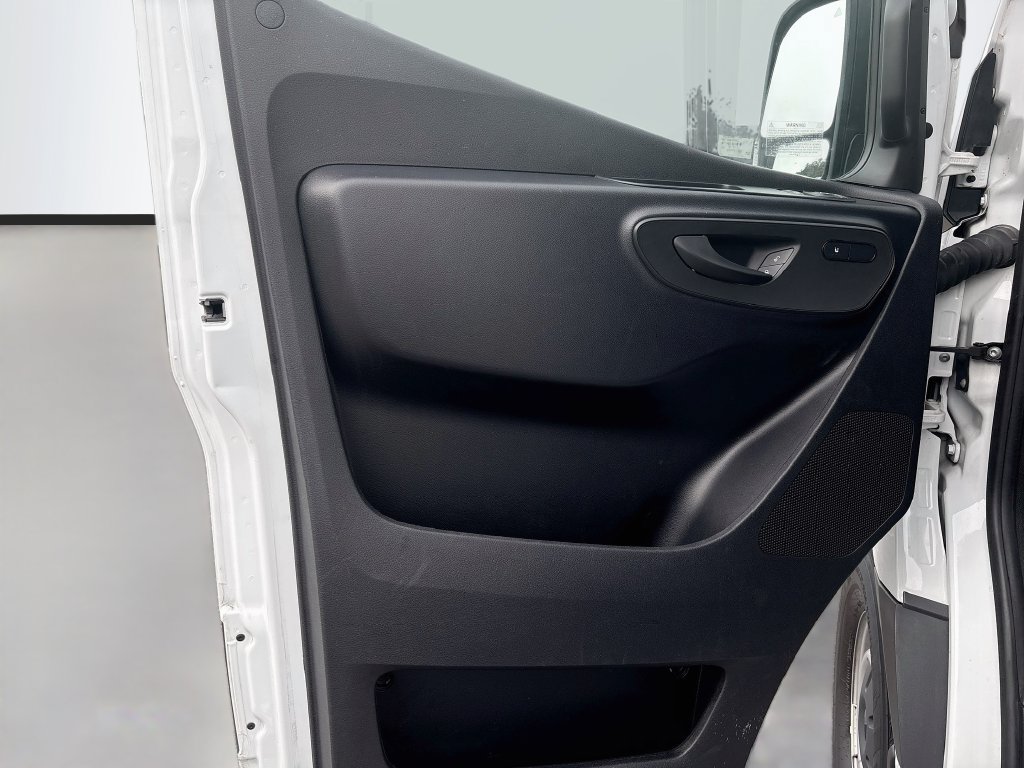 Used 2025 Mercedes-Benz Sprinter 2500 image 29
