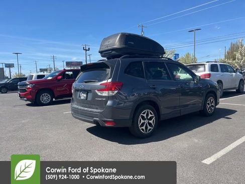 Used 2020 Subaru Forester Premium w/ Popular Package #1 AWD/4WD image 10