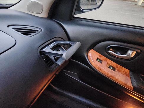 Used 2004 INFINITI I35 w/ Navigation Pkg image 29