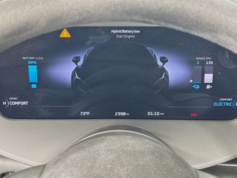 Used 2025 McLaren Artura Spider RWD image 12