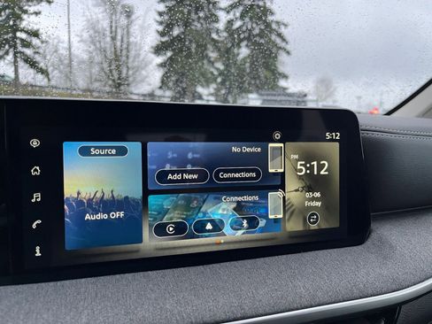 Used 2025 Nissan Kicks SV image 20