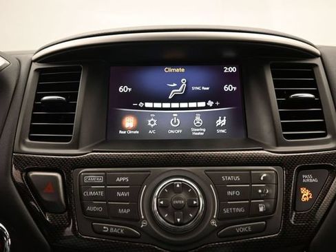 Used 2020 Nissan Pathfinder SL AWD/4WD image 14