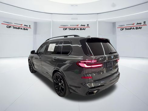 Used 2025 BMW X7 xDrive40i w/ Executive Package AWD/4WD image 4