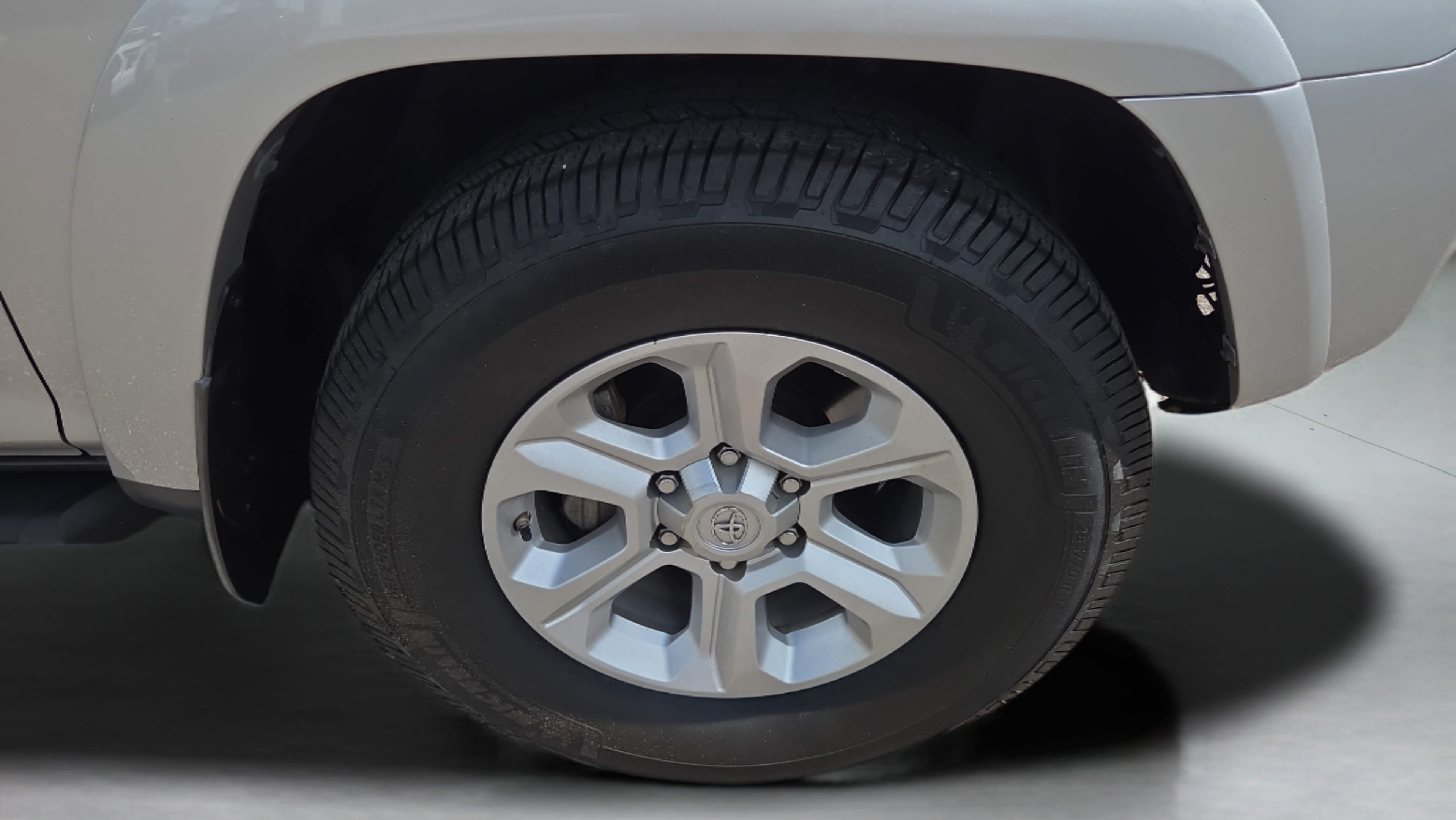 Certified 2021 Toyota 4Runner SR5 Premium RWD image 31