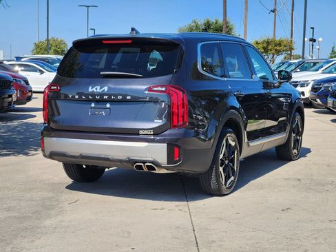 Certified 2025 Kia Telluride S AWD/4WD image 4
