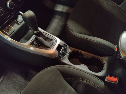 Used 2018 Jeep Compass Sport FWD image 26