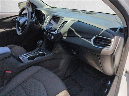 Used 2019 Chevrolet Equinox LT FWD image 28