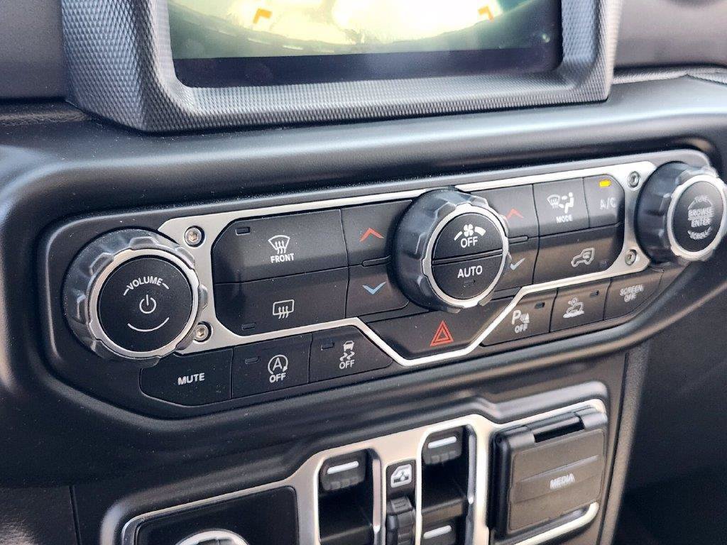 Used 2022 Jeep Wrangler Unlimited Sport AWD/4WD image 19