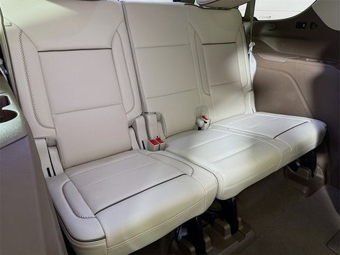 Certified 2023 GMC Yukon Denali image 27
