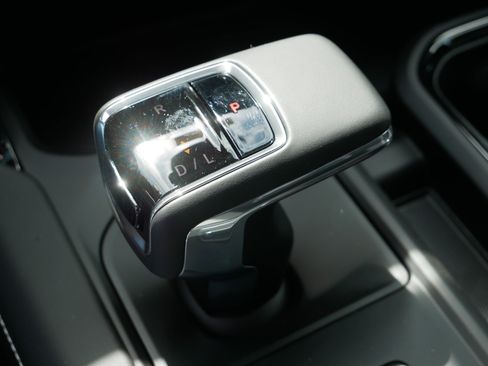 New 2026 GMC Sierra 1500 AT4X w/ LPO, Black Badging Package AWD/4WD image 9