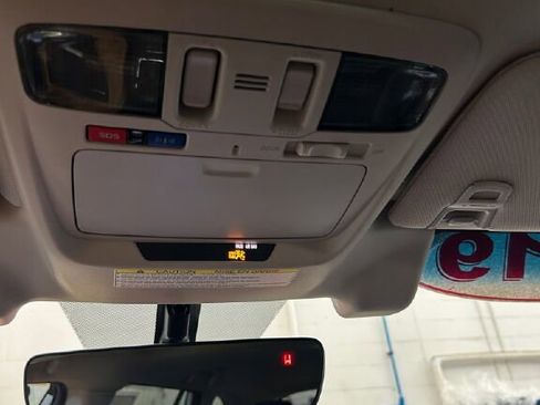 Used 2019 Subaru Outback 2.5i Limited image 10