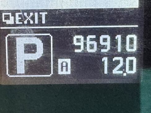 Used 2010 INFINITI G37 Journey w/ Premium Pkg image 15