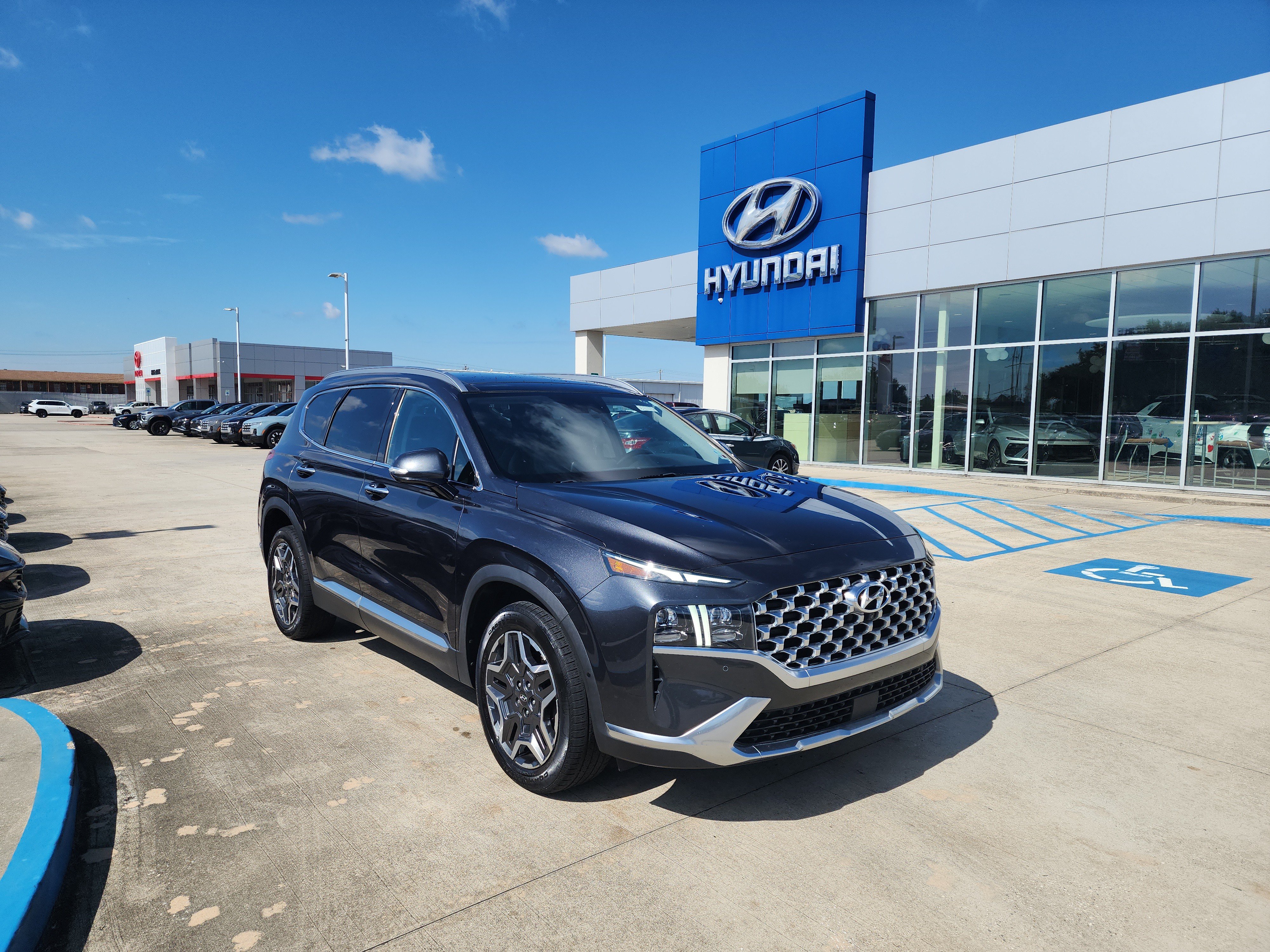 Used 2022 Hyundai Santa Fe Limited FWD image 1