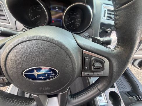 Used 2017 Subaru Outback 2.5i Limited AWD/4WD image 35