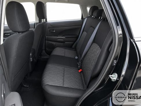 Used 2026 Mitsubishi Outlander Sport LE AWD/4WD image 9
