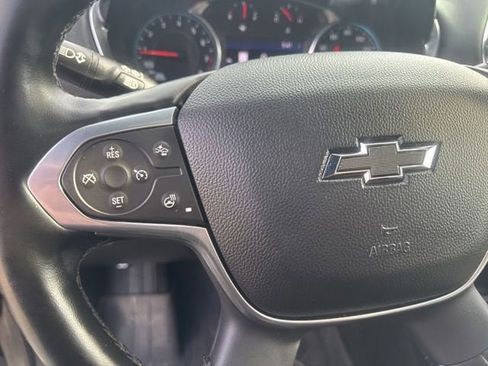 Used 2023 Chevrolet Traverse RS AWD/4WD image 14